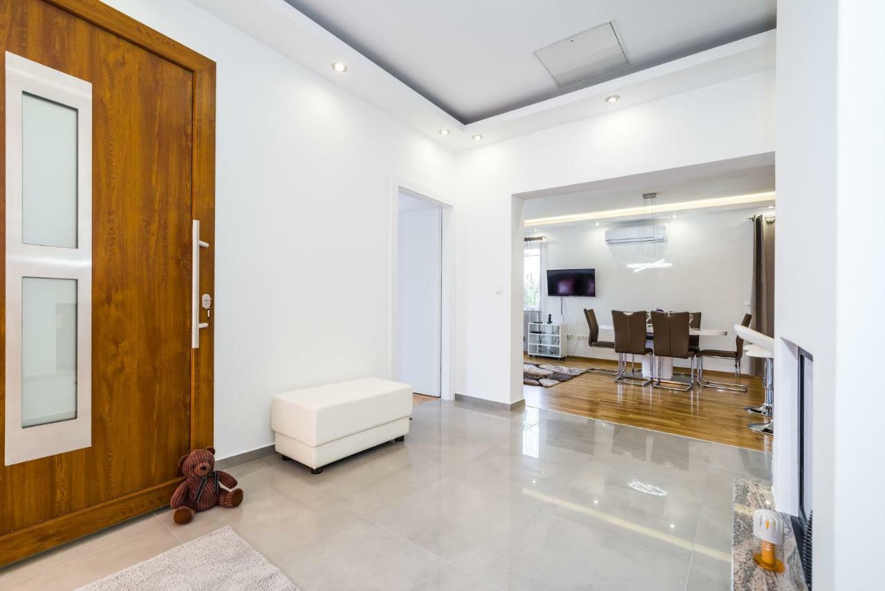 Apartment Newcity ノビグラード・ダルメーシャ エクステリア 写真