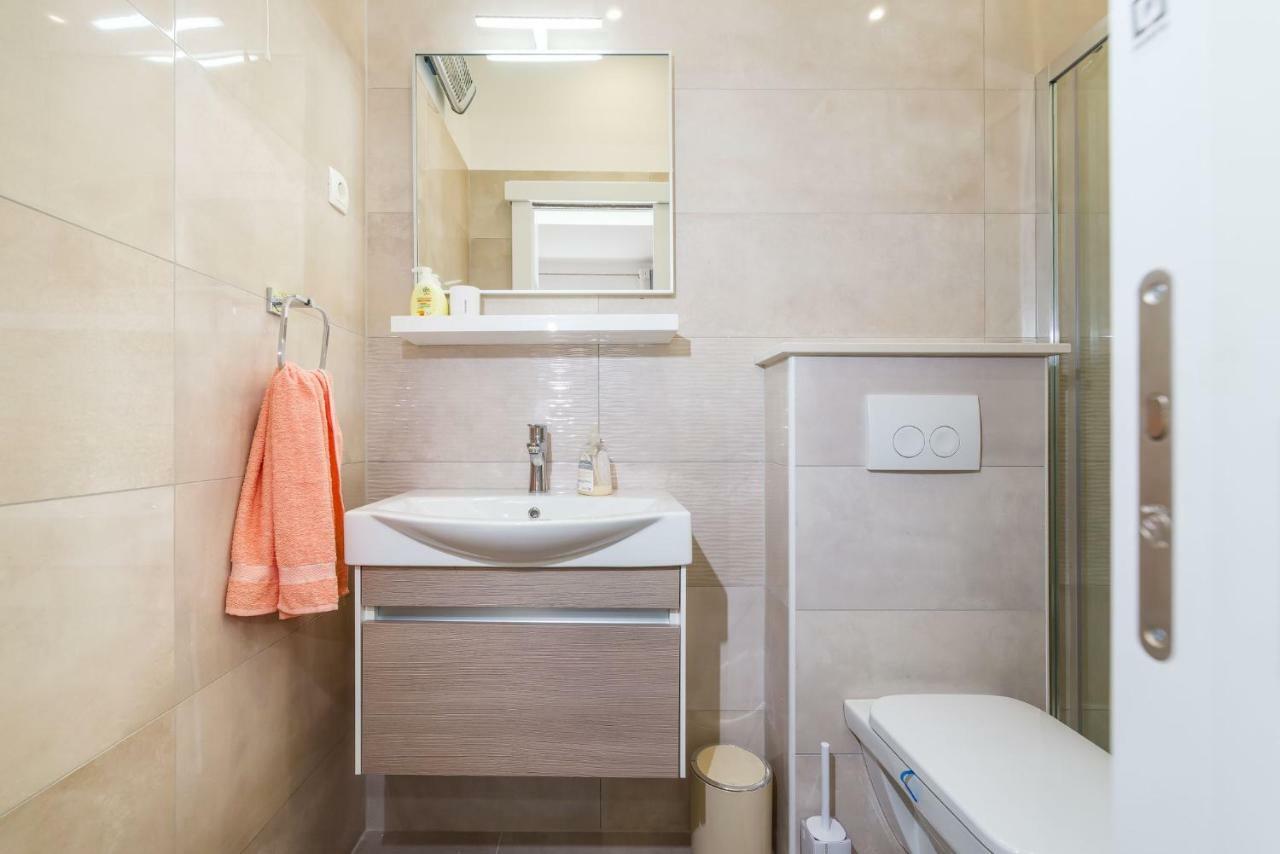 Apartment Newcity ノビグラード・ダルメーシャ エクステリア 写真